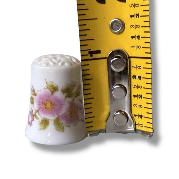 Vintage Jaeger Ceramic Thimble White Floral Print Bavaria Germany 1” - Picture 9 of 9